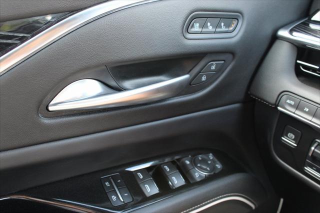 2023 Cadillac Escalade ESV 4WD Sport