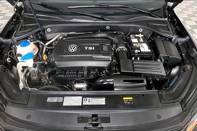Used 2017 Volkswagen Passat For Sale in Olive Branch, MS