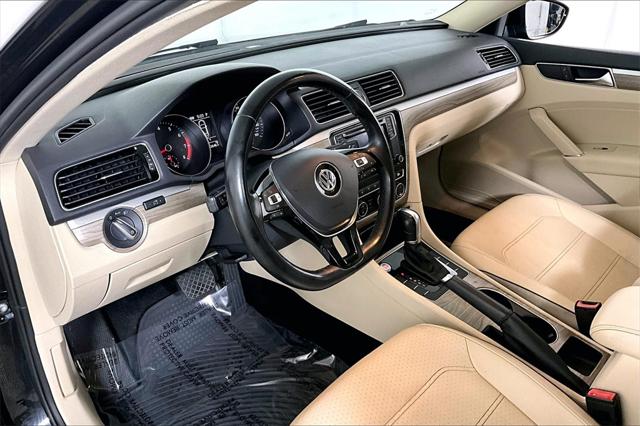 Used 2017 Volkswagen Passat For Sale in Olive Branch, MS