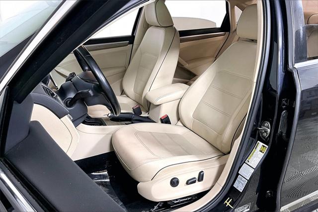 Used 2017 Volkswagen Passat For Sale in Olive Branch, MS