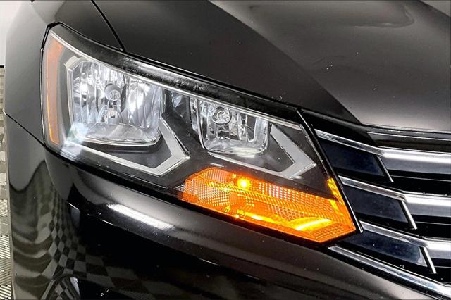 Used 2017 Volkswagen Passat For Sale in Olive Branch, MS