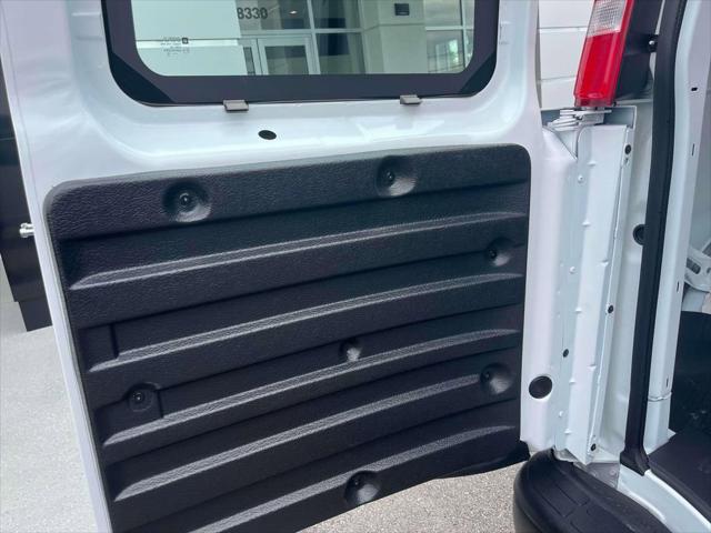 2025 GMC Savana Cargo RWD 2500 Regular Wheelbase Work Van