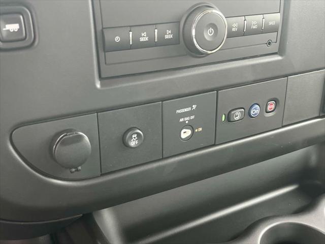 2025 GMC Savana Cargo RWD 2500 Regular Wheelbase Work Van
