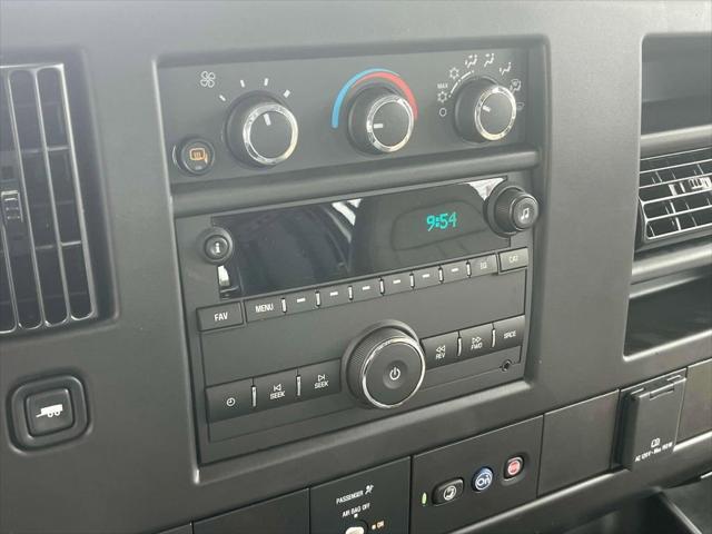 2025 GMC Savana Cargo RWD 2500 Regular Wheelbase Work Van