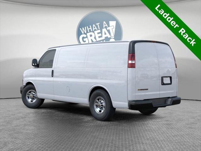 2025 Chevrolet Express Cargo Van RWD 2500 Regular Wheelbase WT