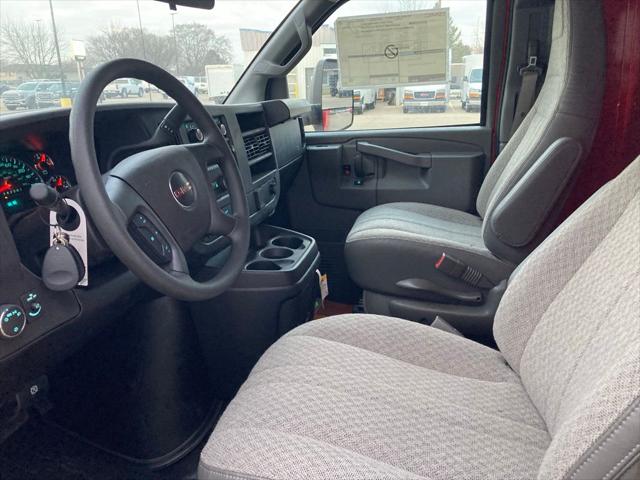 2025 GMC Savana Cutaway Work Van