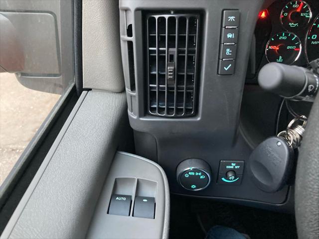 2025 GMC Savana Cutaway Work Van