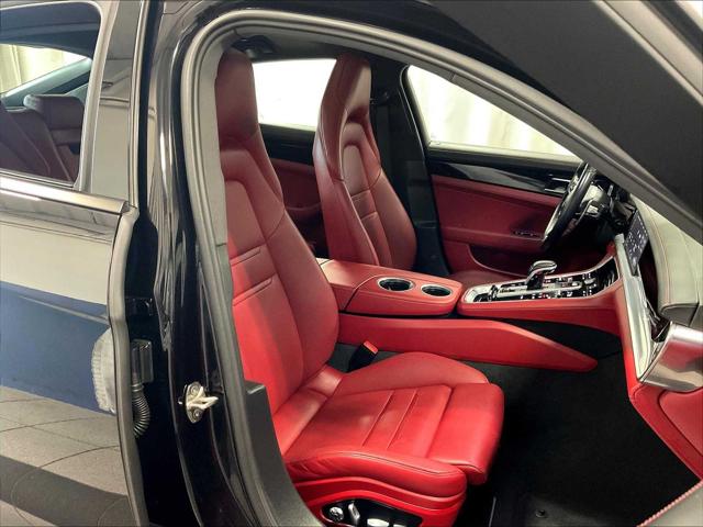 2020 Porsche Panamera 4