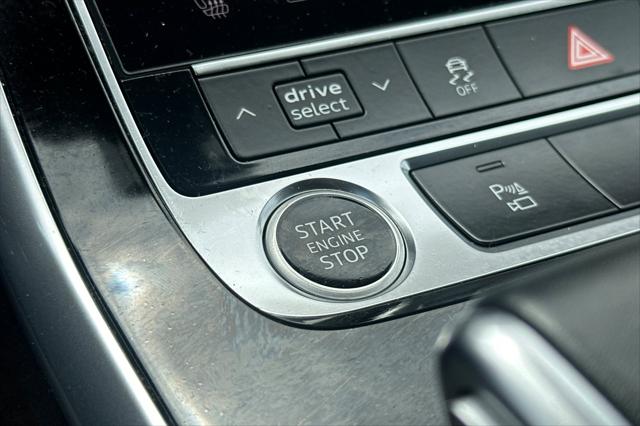 2021 Audi Q8 Premium Plus 55 TFSI quattro Tiptronic