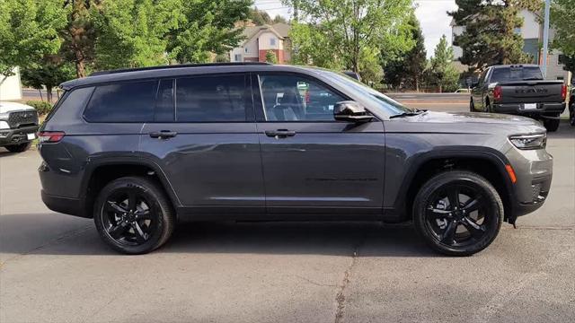 2025 Jeep Grand Cherokee GRAND CHEROKEE L ALTITUDE 4X4