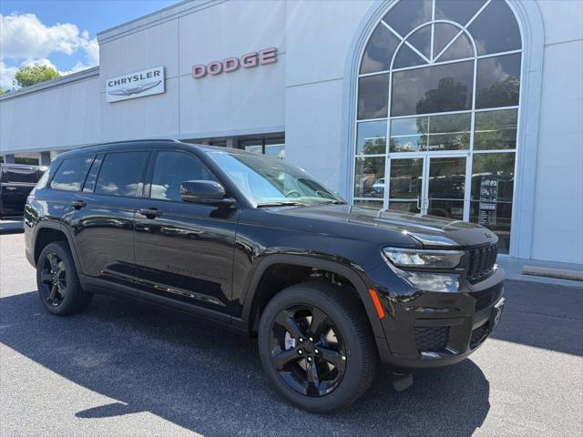 2025 Jeep Grand Cherokee Altitude X 4x2