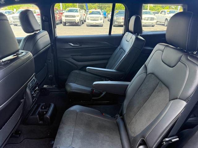 2025 Jeep Grand Cherokee Altitude X 4x2