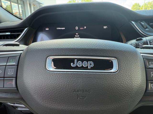 2025 Jeep Grand Cherokee Altitude X 4x2