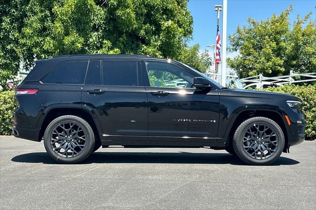 2025 Jeep Grand Cherokee GRAND CHEROKEE SUMMIT RESERVE 4X4