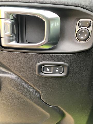 2025 Jeep Wrangler 4-Door Willys 4x4