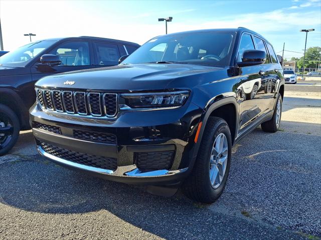 2025 Jeep Grand Cherokee GRAND CHEROKEE L LAREDO X 4X4