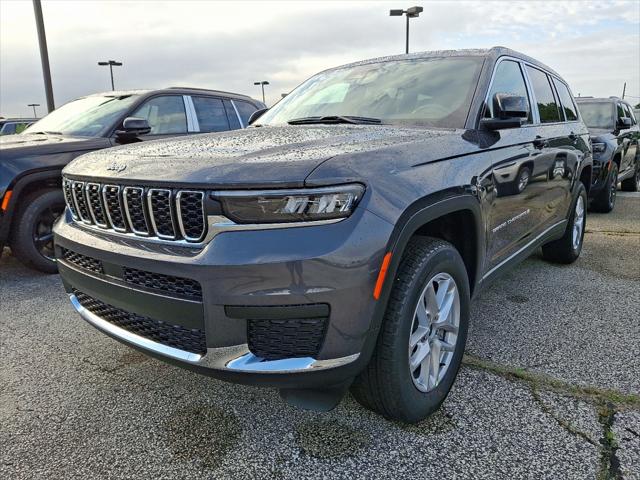 2025 Jeep Grand Cherokee GRAND CHEROKEE L LAREDO X 4X4