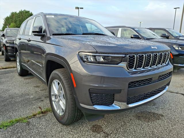 2025 Jeep Grand Cherokee GRAND CHEROKEE L LAREDO X 4X4