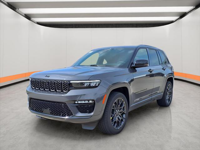 2025 Jeep Grand Cherokee GRAND CHEROKEE SUMMIT 4X4