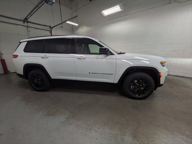 2025 Jeep Grand Cherokee GRAND CHEROKEE L ALTITUDE X 4X4