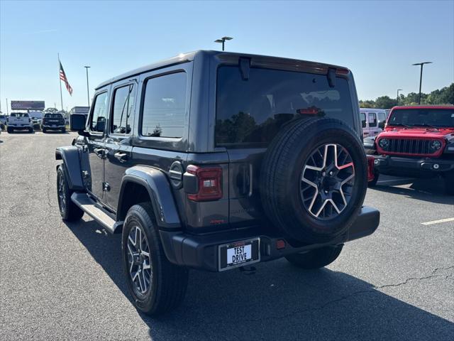 2025 Jeep Wrangler WRANGLER 4-DOOR SAHARA