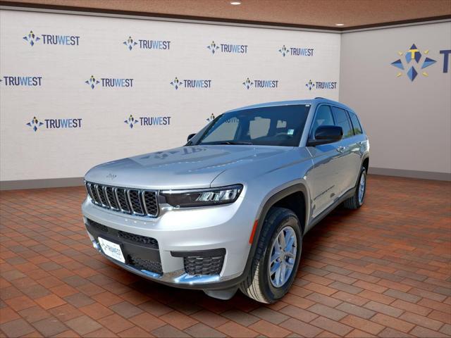 2025 Jeep Grand Cherokee GRAND CHEROKEE L LAREDO X 4X4