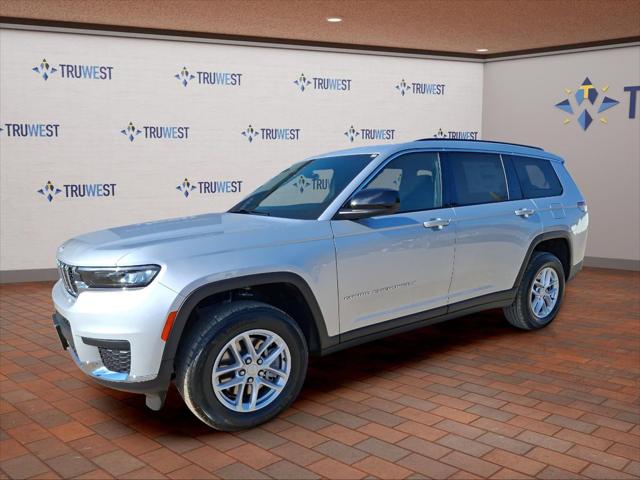 2025 Jeep Grand Cherokee GRAND CHEROKEE L LAREDO X 4X4