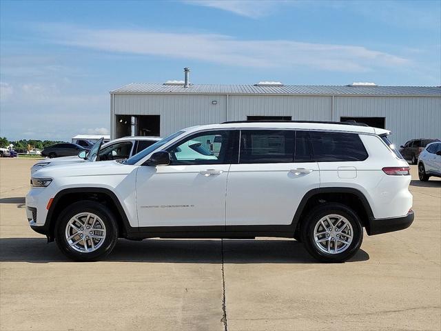 2025 Jeep Grand Cherokee GRAND CHEROKEE L LAREDO X 4X4