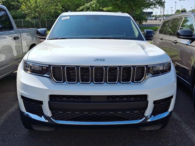 2025 Jeep Grand Cherokee GRAND CHEROKEE L LAREDO X 4X4