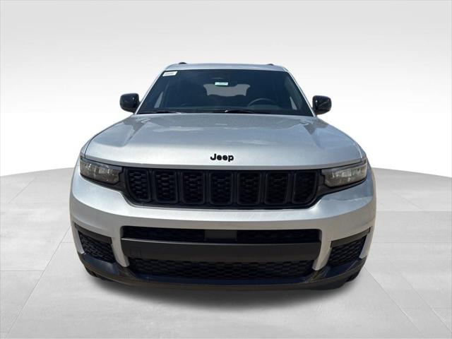 2025 Jeep Grand Cherokee GRAND CHEROKEE L ALTITUDE X 4X2