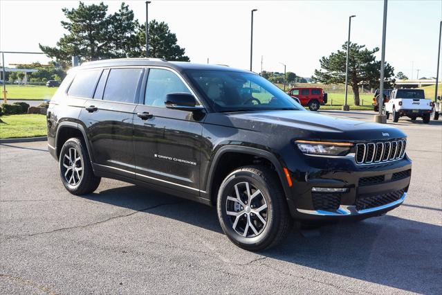 2025 Jeep Grand Cherokee GRAND CHEROKEE L LIMITED 4X4