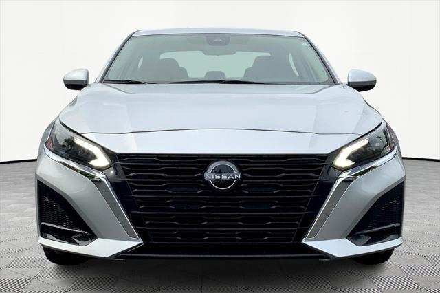 2023 Nissan Altima SV FWD