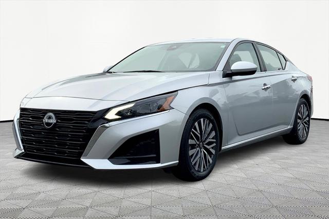 2023 Nissan Altima SV FWD
