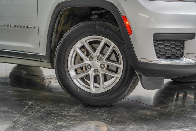 2022 Jeep Grand Cherokee L Laredo 4x4