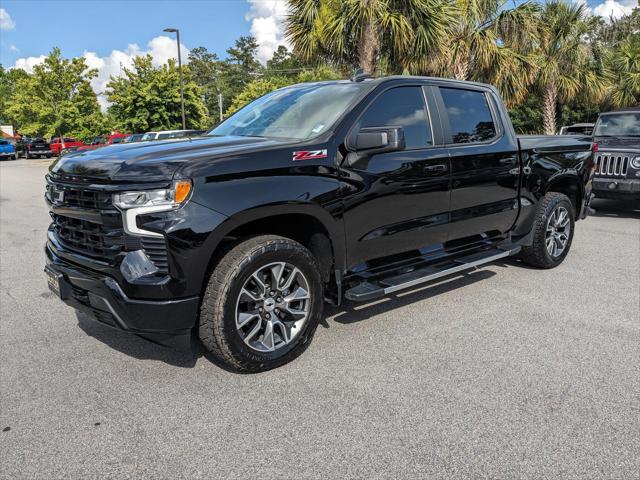 2022 Chevrolet Silverado 1500 4WD Crew Cab Short Bed RST