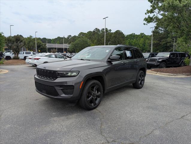 2022 Jeep Grand Cherokee Altitude 4x4