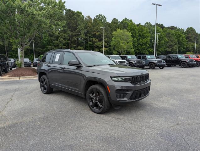 2022 Jeep Grand Cherokee Altitude 4x4