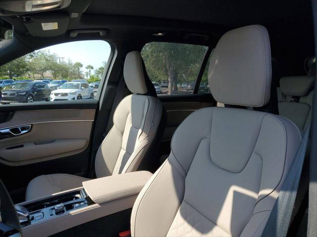 2025 Volvo XC90 B5 Plus 7-Seater