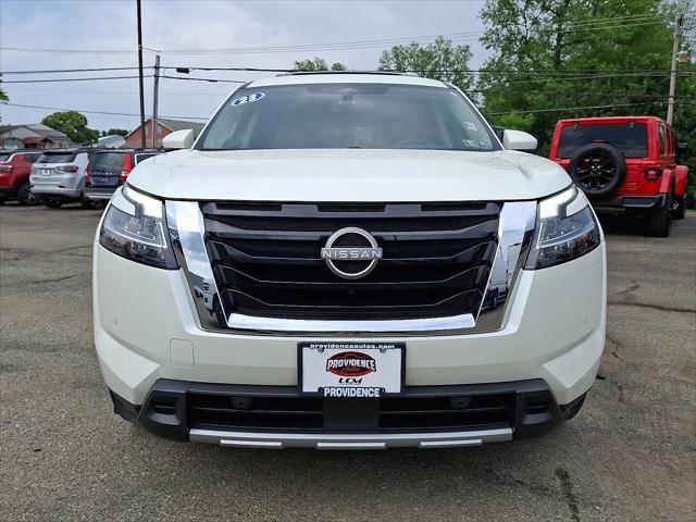 2023 Nissan Pathfinder Platinum 4WD