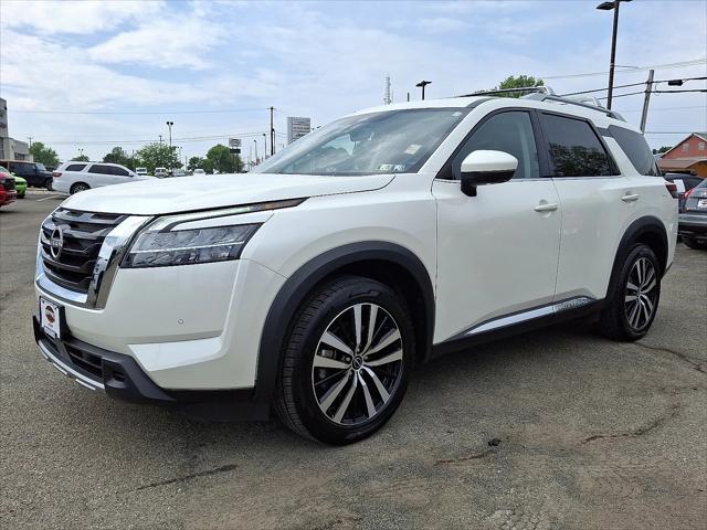 2023 Nissan Pathfinder Platinum 4WD