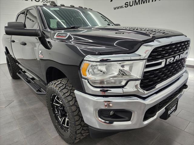 2022 RAM 2500 Big Horn Crew Cab 4x4 64 Box
