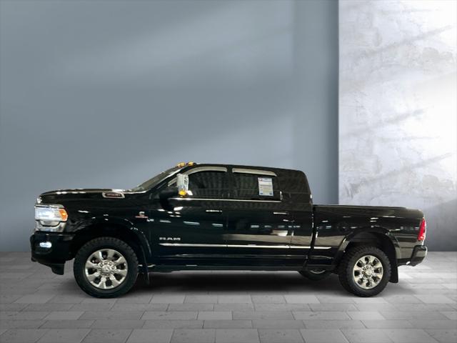 2021 RAM 3500 Limited Mega Cab 4x4 64 Box