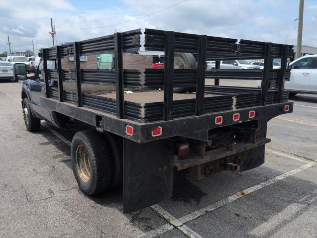 2008 Ford F-350 Chassis FLATBED W SIDES DRW 2008 Ford F-350 Chassis FLATBED W SIDES DRW