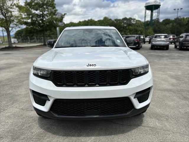 2025 Jeep Grand Cherokee Altitude X 4x4