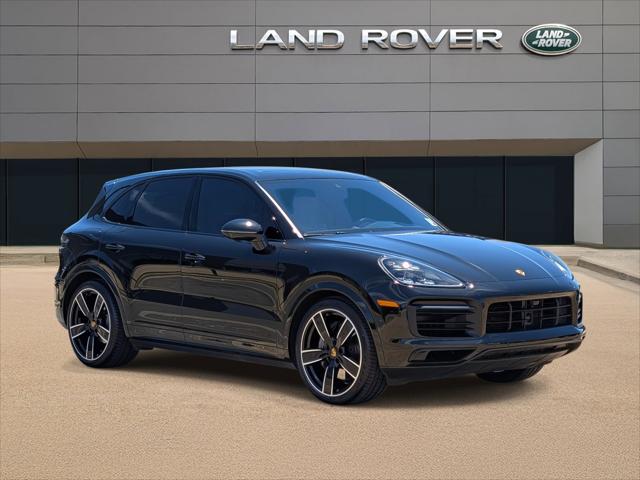 2023 Porsche Cayenne S Platinum Edition