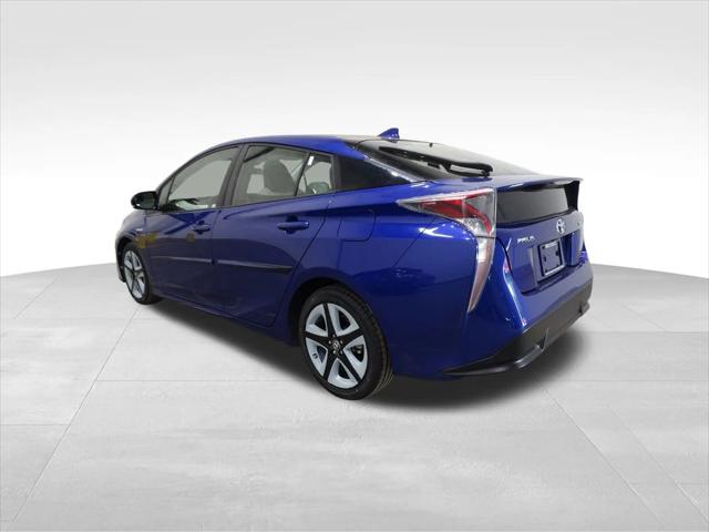 2017 Toyota Prius Three Touring