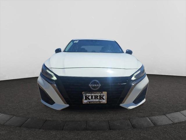 2023 Nissan Altima SR FWD