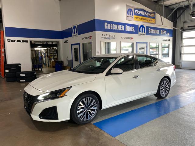 2023 Nissan Altima SV FWD