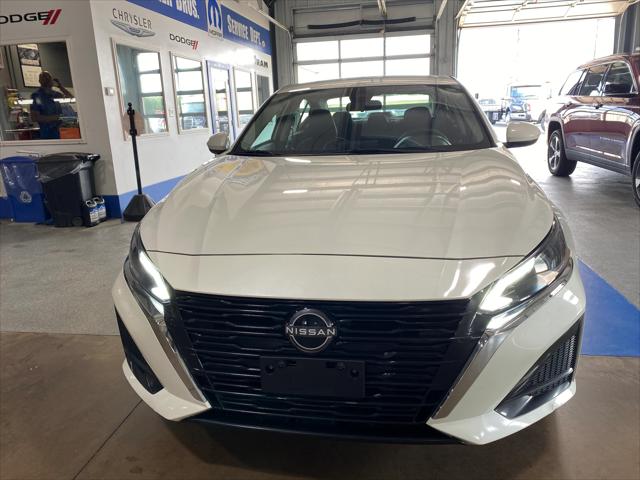 2023 Nissan Altima SV FWD