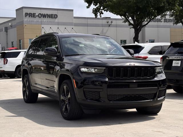 2022 Jeep Grand Cherokee L Altitude 4x2